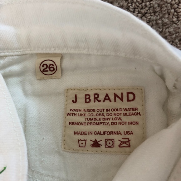 J.Brand White Distressed Jeans, Size 26 - Picture 7 of 7